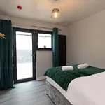 Casa vacanze Spacious 3 Bedrooms With Free Private Parking In A Location Redcar